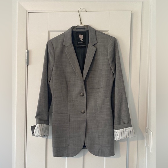 Aritzia Talula blazer size 6 - Picture 2 of 8